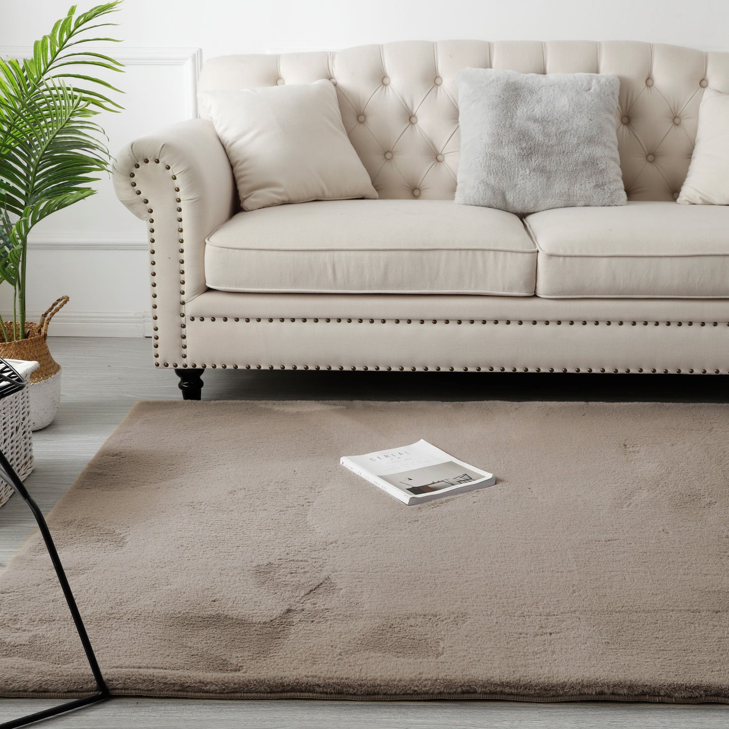 Fluffy Vloerkleed Taupe 80x150CM - Luxury Living 